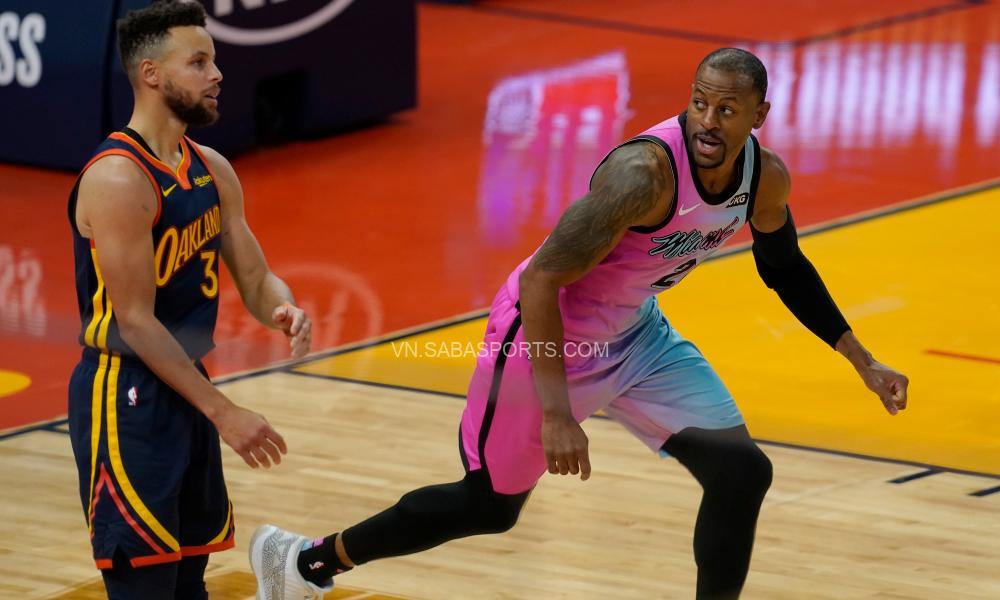 Các ngôi sao xác định tương lai, Iguodala trở về Warriors