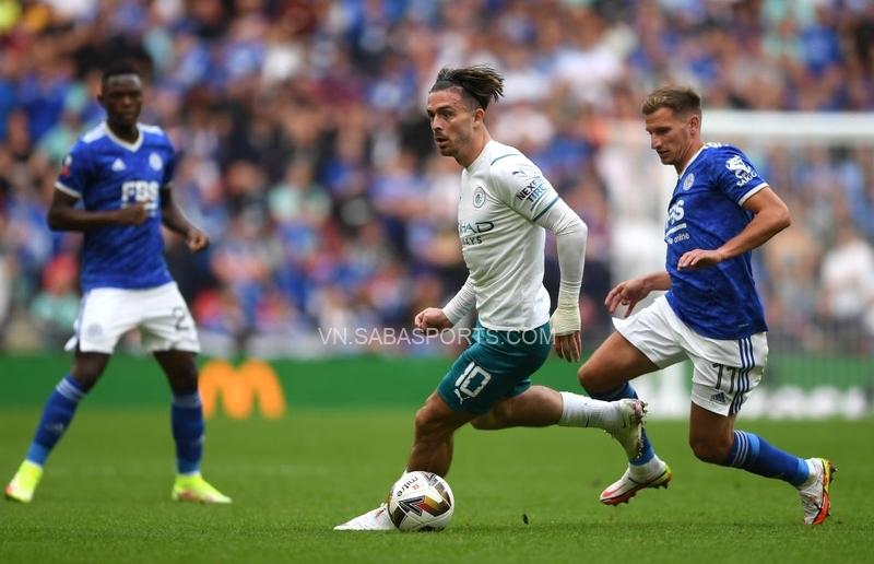 Jack Grealish có màn ra mắt nhạt nhòa (Ảnh: Getty Images)