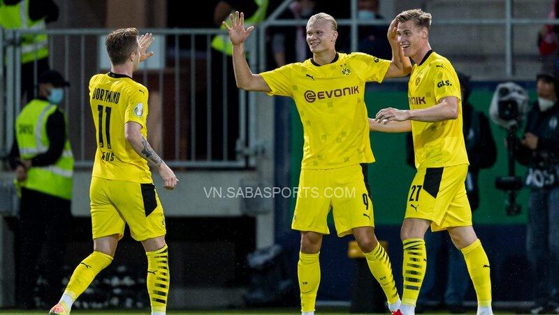 Dortmund-co-thang-loi-de-dang-nho-cu-hattrick-cua-Haaland- 2 jpg. 