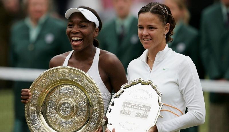 Hai tượng đài Venus Williams và Davenport đều có chiều cao cực khủng