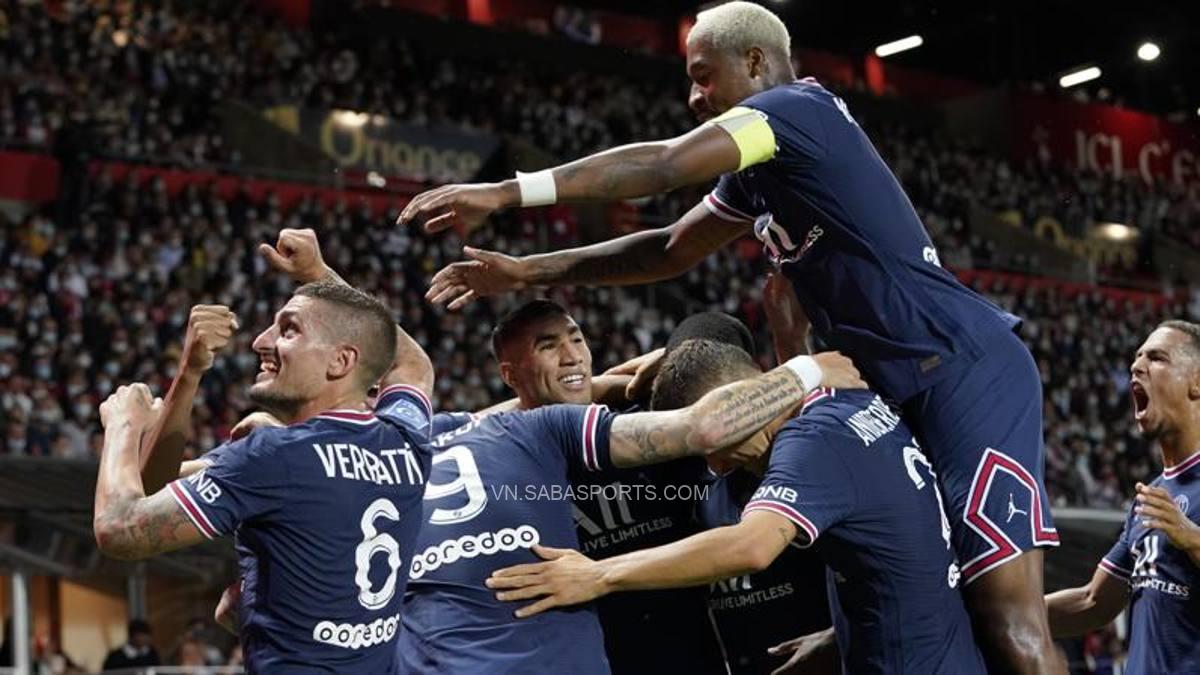 CĐV mừng hụt vì Messi trong ngày PSG thắng lớn