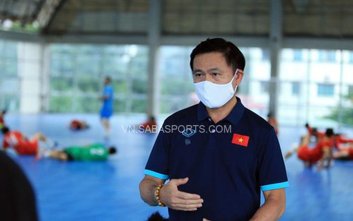 Bầu Tú cho biết ĐT futsal Việt Nam sẽ quyết tâm vào vòng 1/8