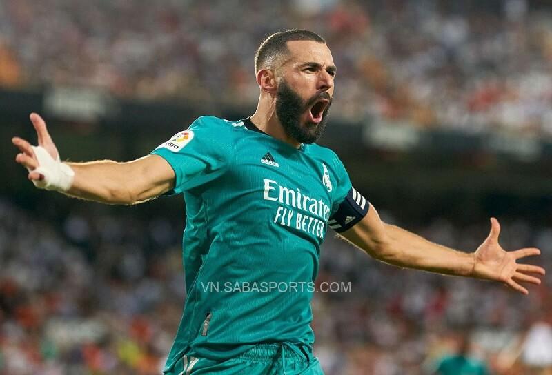 Benzema là niềm cảm hứng của Real. (Ảnh: Twitter)