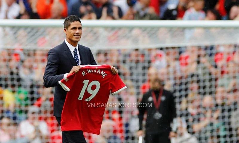 Varane lựa chọn chiếc áo số 19 tại đội bóng mới