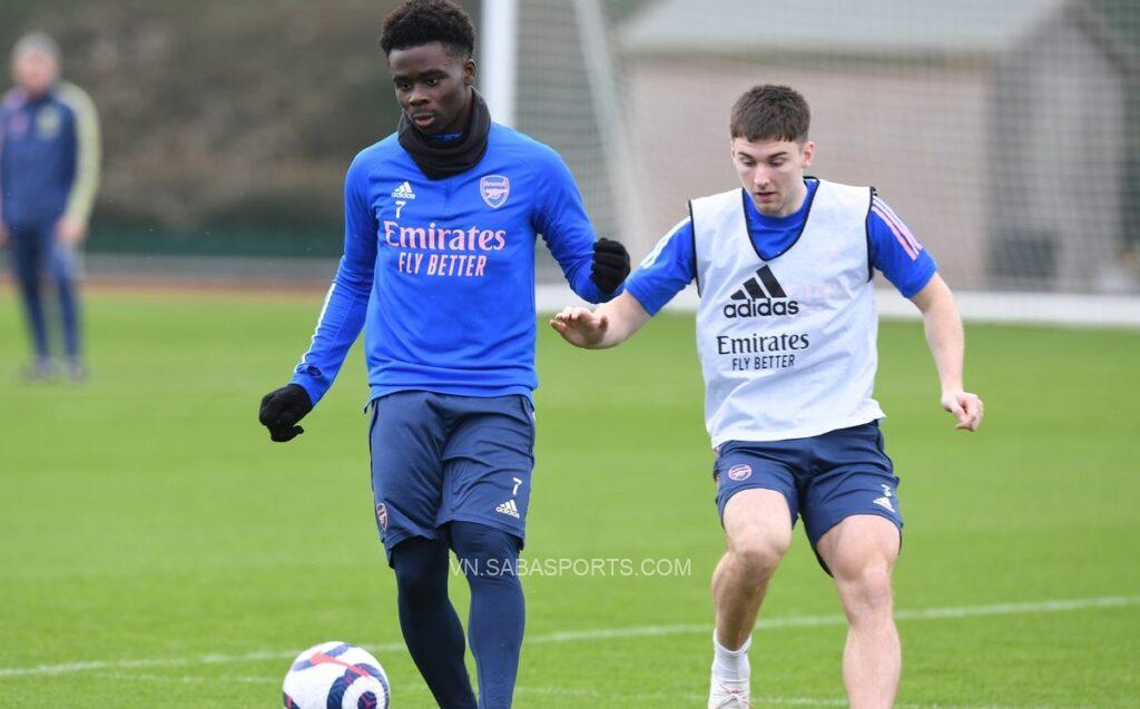 Saka và Tierney được Sherwood đánh giá cao nhất trong đội hình Arsenal