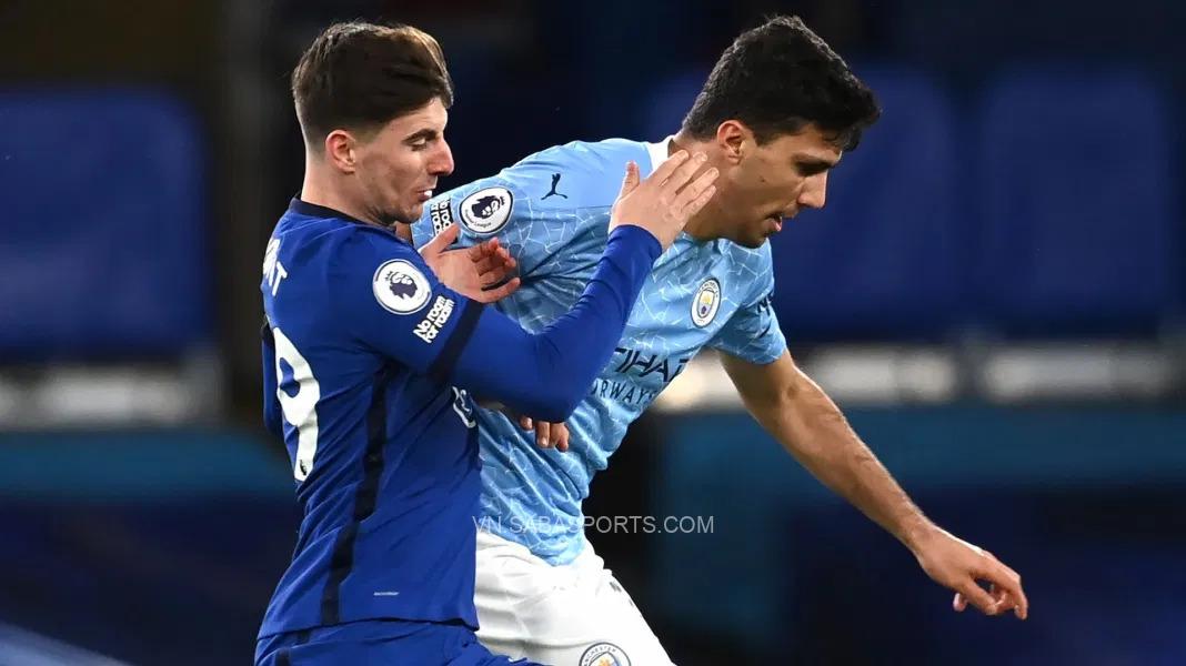 Trước đại chiến: Chelsea mất 2 ngôi sao, Man City đón 3 trụ cột trở lại