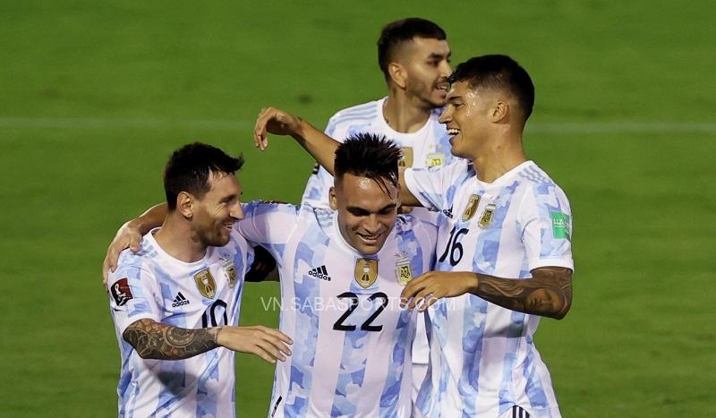 Messi cho rằng Argentina hiện tại là một khối gắn kết