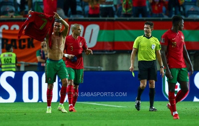 Ronaldo vừa phá kỷ lục ghi bàn của Ali Daei