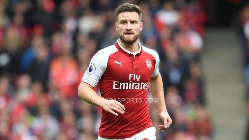 Mustafi từng là niềm hy vọng nơi hàng phòng ngự của Arsenal