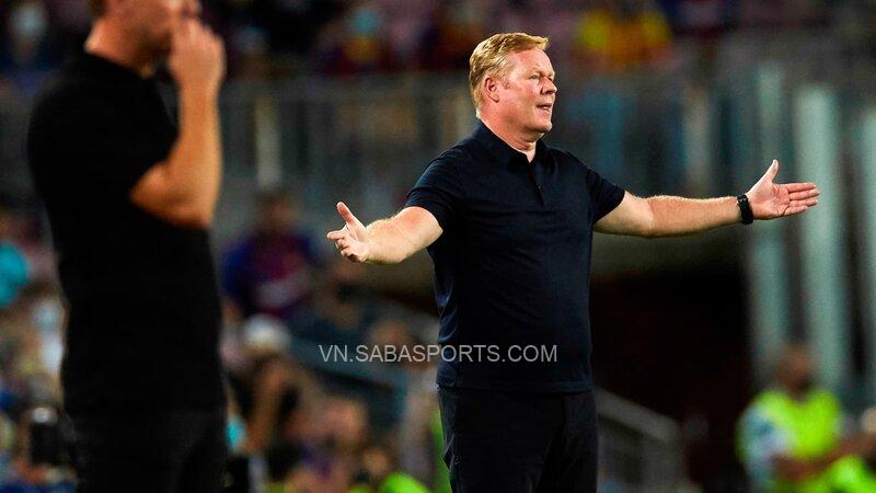 Koeman bất lực nhìn các học trò thảm bại 