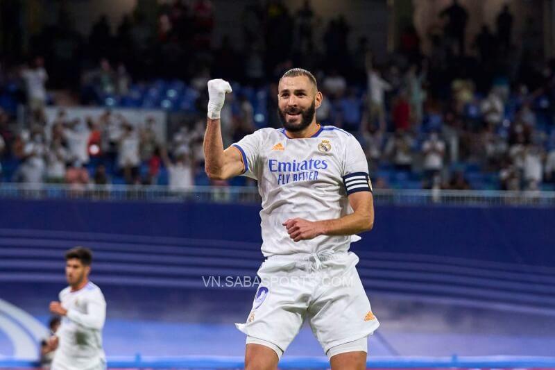 Benzema vừa lập hat-trick ở trận tiếp Celta