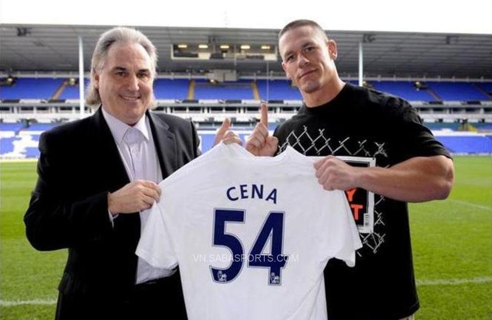 John Cena là một CĐV nhiệt thành của Spurs