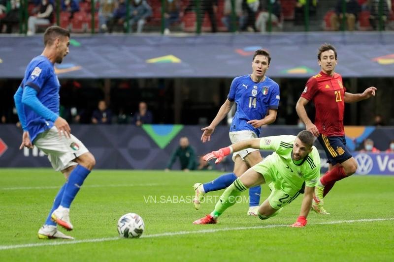 Pellegrini rút ngắn tỷ số xuống còn 1-2 cho ĐT Italia