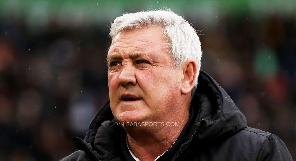 Steve Bruce sắp mất việc tại Newcastle