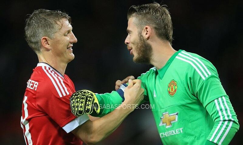 Schweinsteiger không ngại nói thẳng với De Gea.