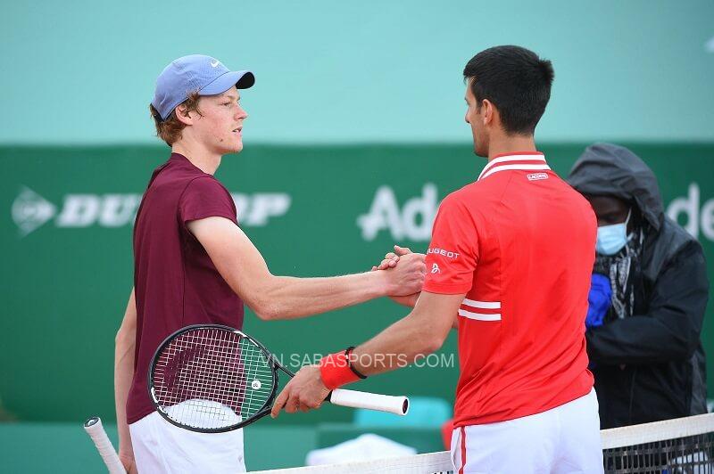 Sinner có thể nối gót đàn anh. (Ảnh: Roland Garros)