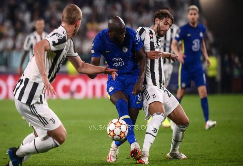 Lukaku không nhận được sự hỗ trợ cần thiết từ các vệ tinh