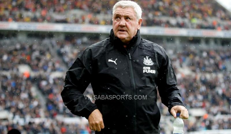 Steve Bruce đang đếm ngược ngày rời Newcastle