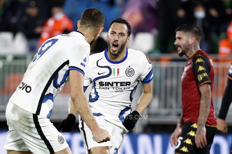 Thắng dễ Venezia, Inter Milan gia nhập cuộc đua song mã cho chức vô địch