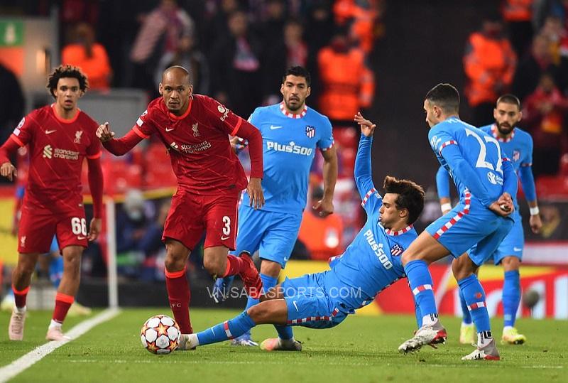 Liverpool trả cả vốn lẫn lãi cho Atletico.