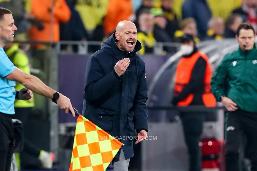 Erik ten Hag đang giúp Ajax toàn thắng ở C1 mùa này