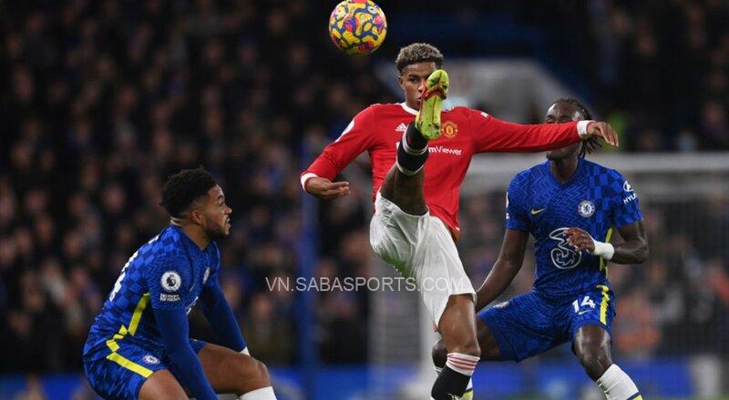 Man United lép vế toàn diện trước Chelsea trong hiệp 1