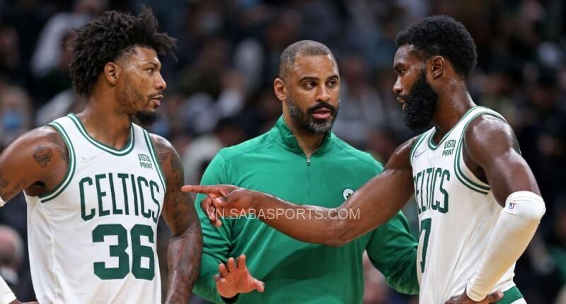 Thua trận, nội bộ Celtics lục đục