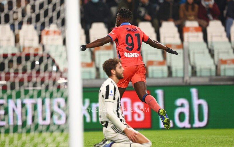 Zapata làm câm lặng cầu trường Allianz Stadium