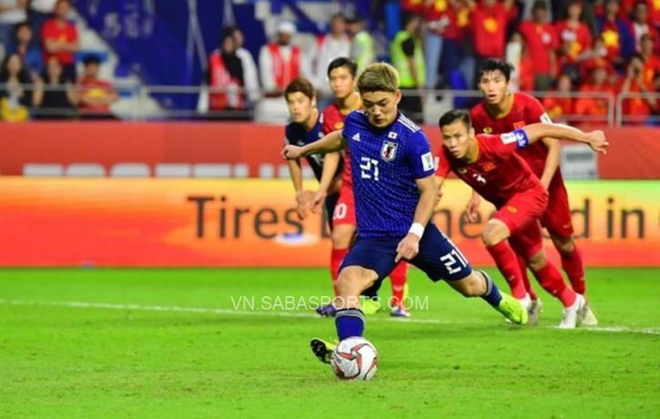 Bàn duy nhất của Nhật trước Việt Nam tại Asian Cup 2019 là trên chấm 11m