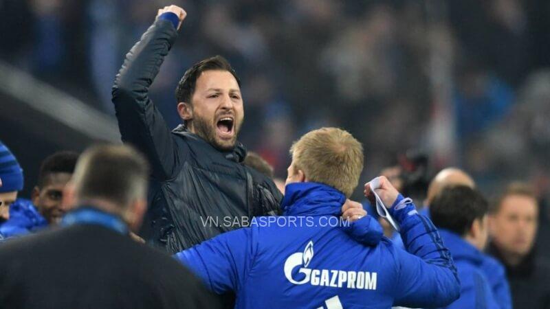 Tedesco từng Schalke xếp nhì Bundesliga