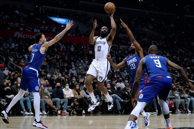 Harden có 39 điểm, 15 hỗ trợ trận này