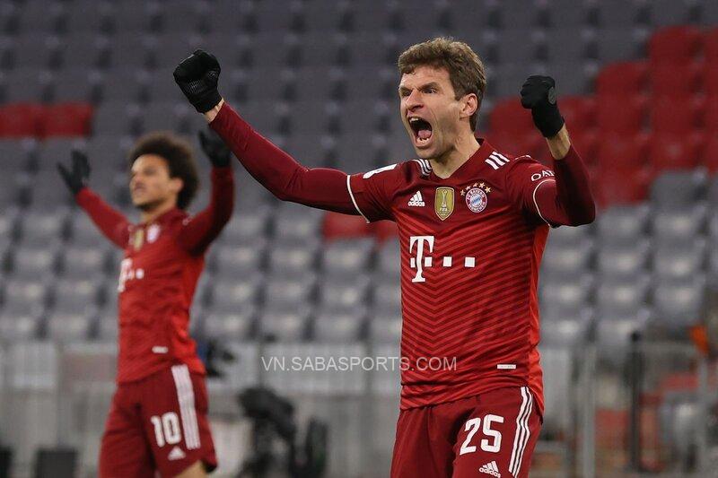 Thomas Muller mở ra màn hủy diệt cho Bayern Munich 