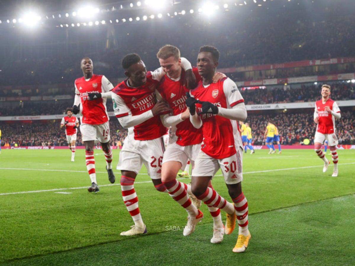 Kép phụ rực sáng giúp Arsenal tiến vào bán kết Carabao Cup