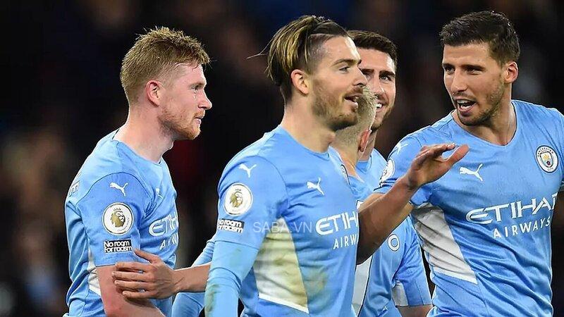 Man City trút cơn mưa bàn thắng vào lưới đối phương ngay trong hiệp 1