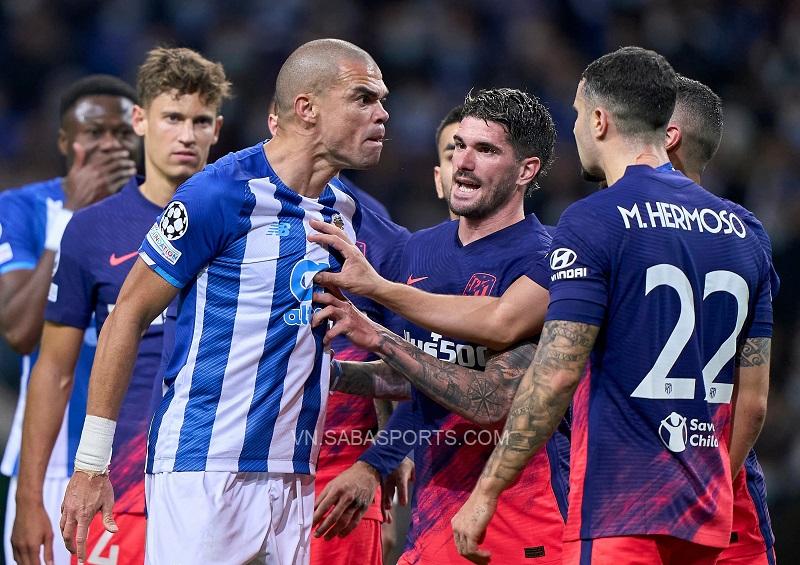 Porto để thua Atletico trong một trận cầu có 3 thẻ đỏ