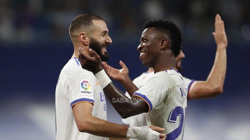 Benzema tiết lộ đã chỉ dẫn nhiều cho Vinicius