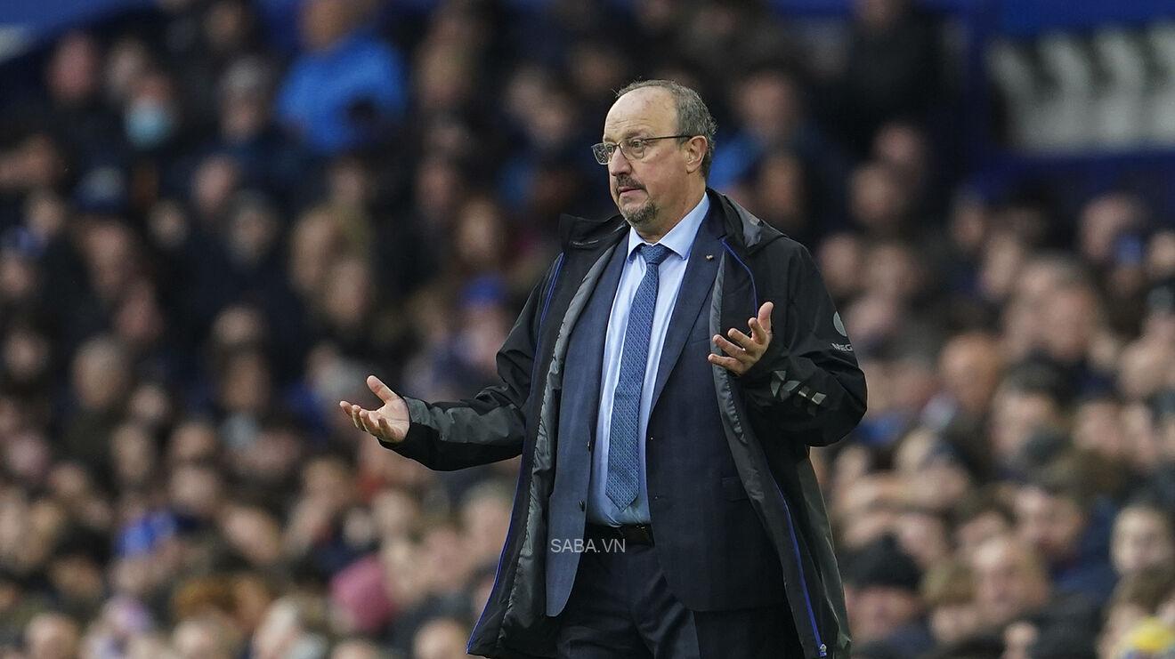 NÓNG: “Vua đấu cúp” Rafa Benitez bị Everton sa thải