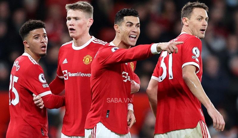 MU được khuyên bán Ronaldo để giải quyết rắc rối