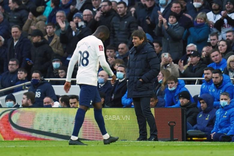 Ndombele đang không hạnh phúc ở Tottenham