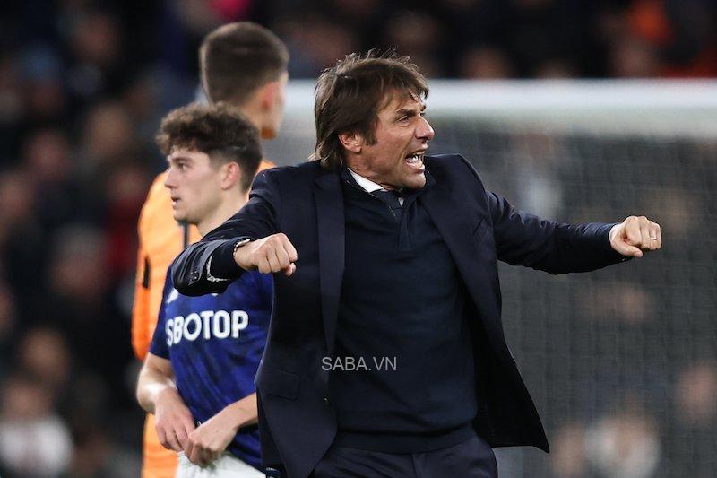 Conte được khen ngợi khi giúp Spurs tiến bộ nhanh chóng (Ảnh: Getty Images)