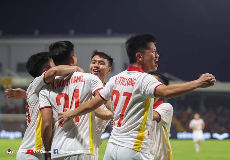 Chiến thắng 7-0 giúp U23 Việt Nam tràn trề cơ hội kết thúc ở vị trí nhất bảng (Ảnh: VFF)