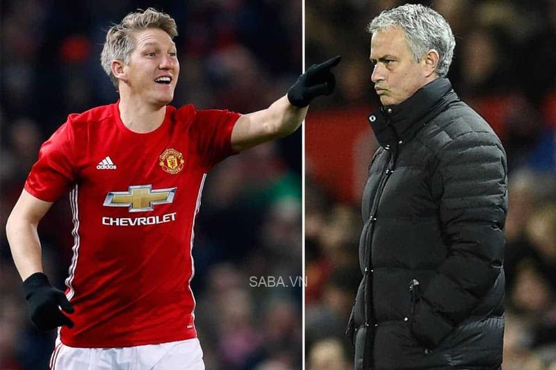 Schweinsteiger chia sẻ về quãng thời gian bị ghẻ lạnh tại Man United