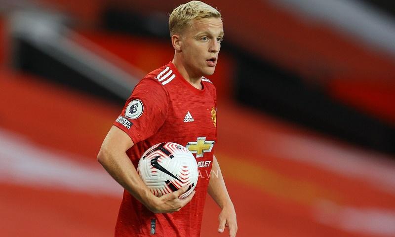 Van de Beek đã trải qua giai đoạn khó khăn cùng Man United (Ảnh: Getty)