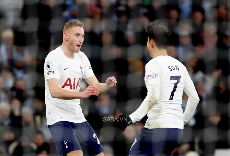 Tân binh Kulusevski mở tài khoản cho Tottenham