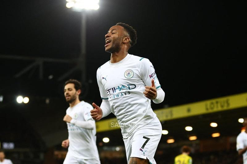 Sterling tỏa sáng đem về bàn mở điểm cho Man City 