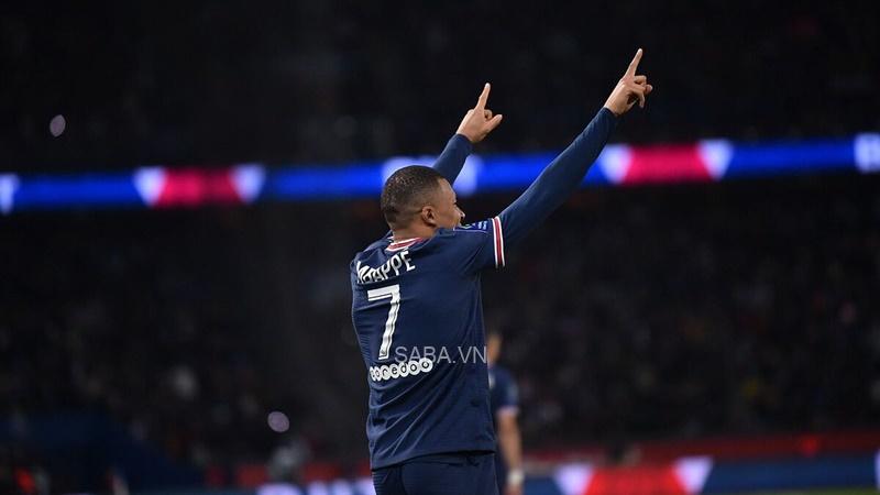 Mbappe chói sáng giúp PSG hạ đẹp St-Etienne trên sân nhà