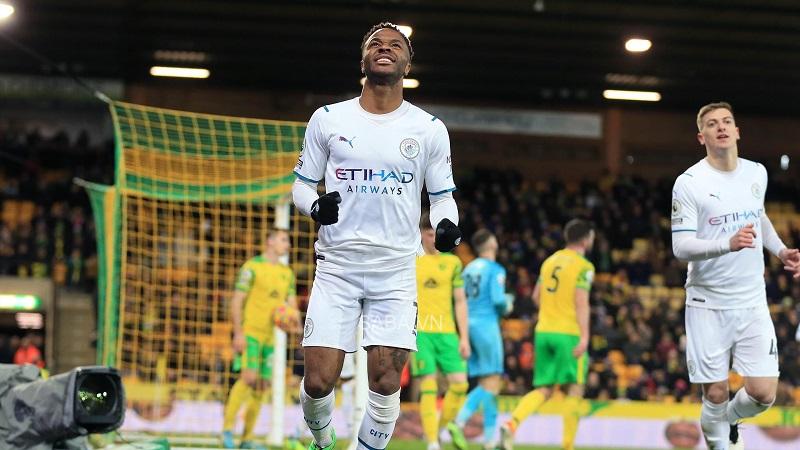 Sterling lập hat-trick giúp Man City hủy diệt Norwich