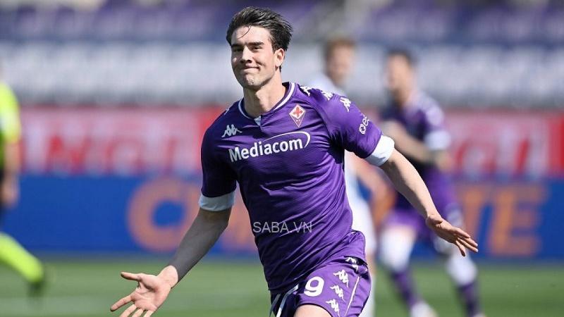 Vlahovic từng có những năm tháng bùng bổ lại Fiorentina (Ảnh: Getty)