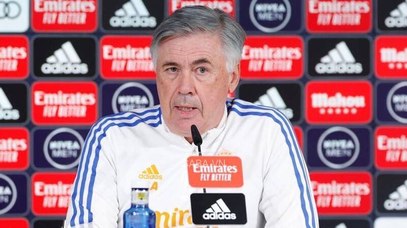 HLV Ancelotti đánh giá rất cao Barcelona trước thềm El Clasico