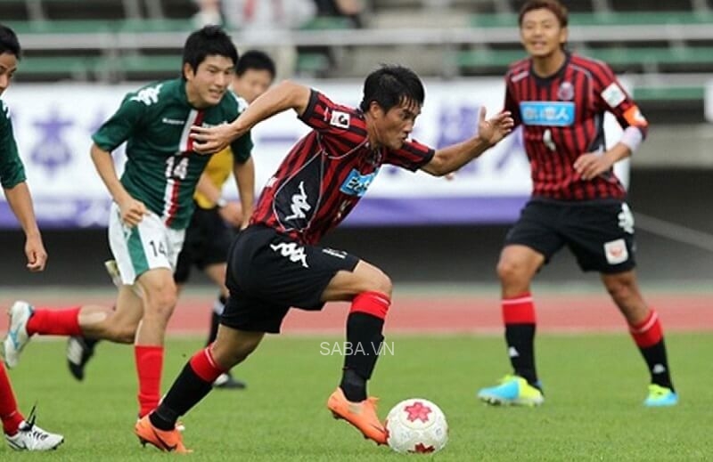 Công Vinh từng ghi 2 bàn Consadole Sapporo. (Ảnh: VOV)